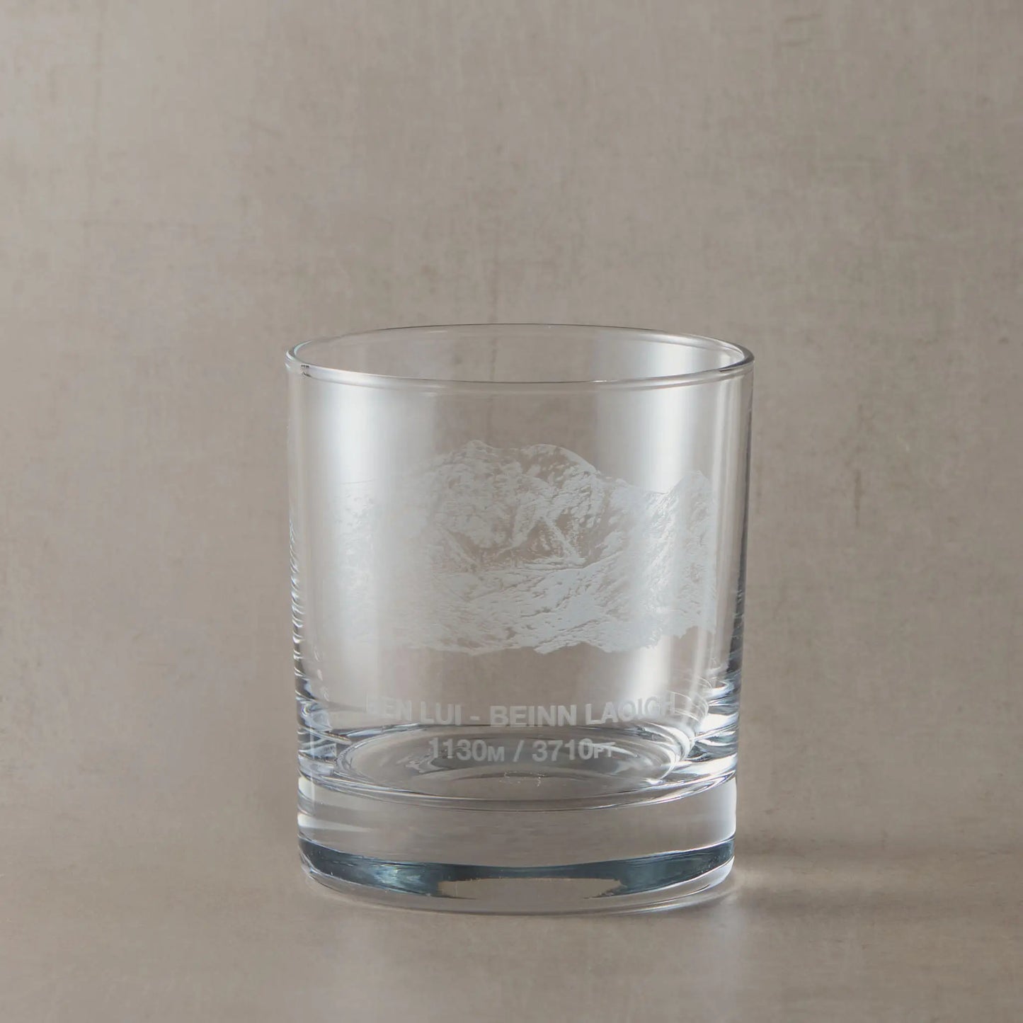 Engraved whisky glass with Ben Lui illustration, name and mountain height in metres