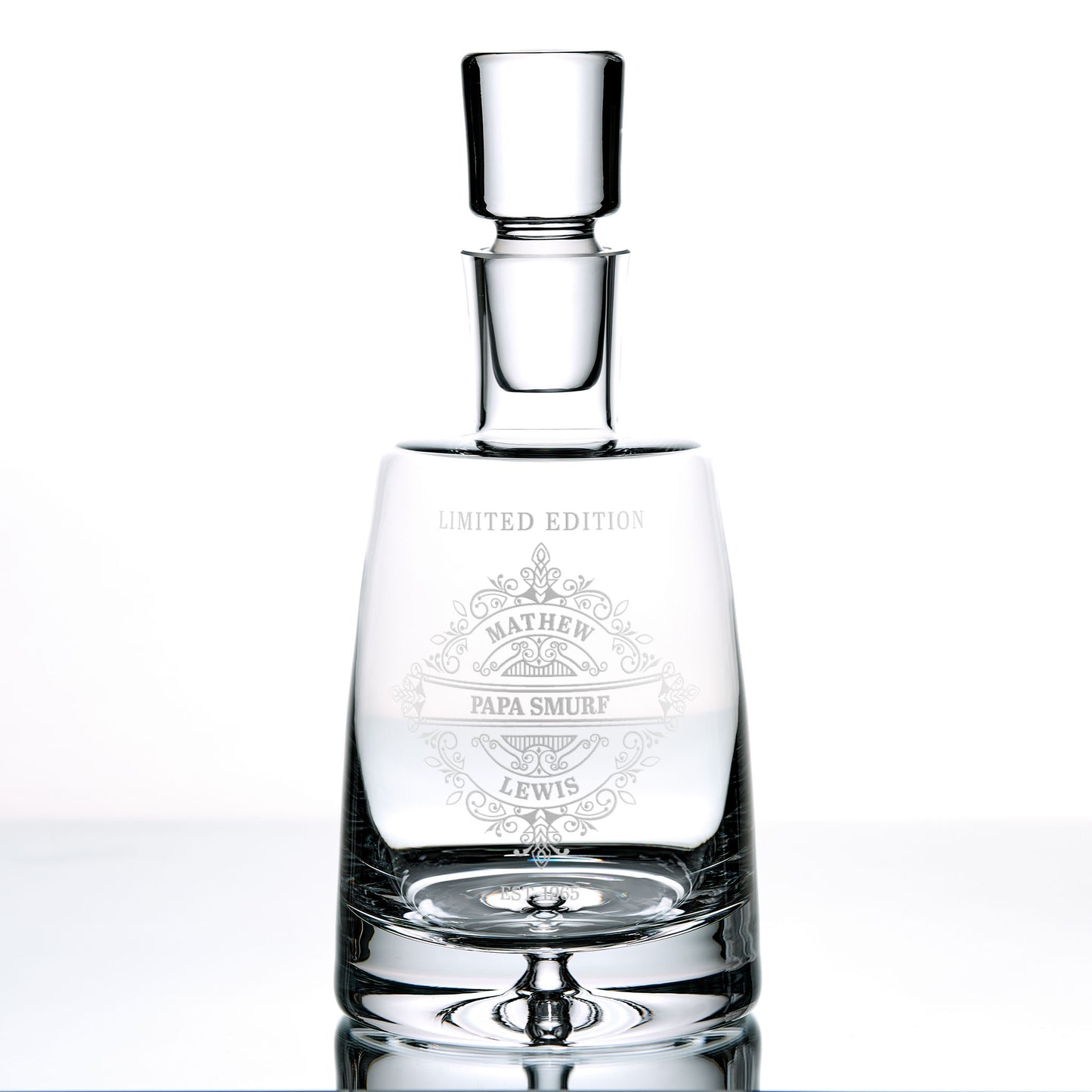Handmade luxury decanter engraved with a personal message for an anniersary gift