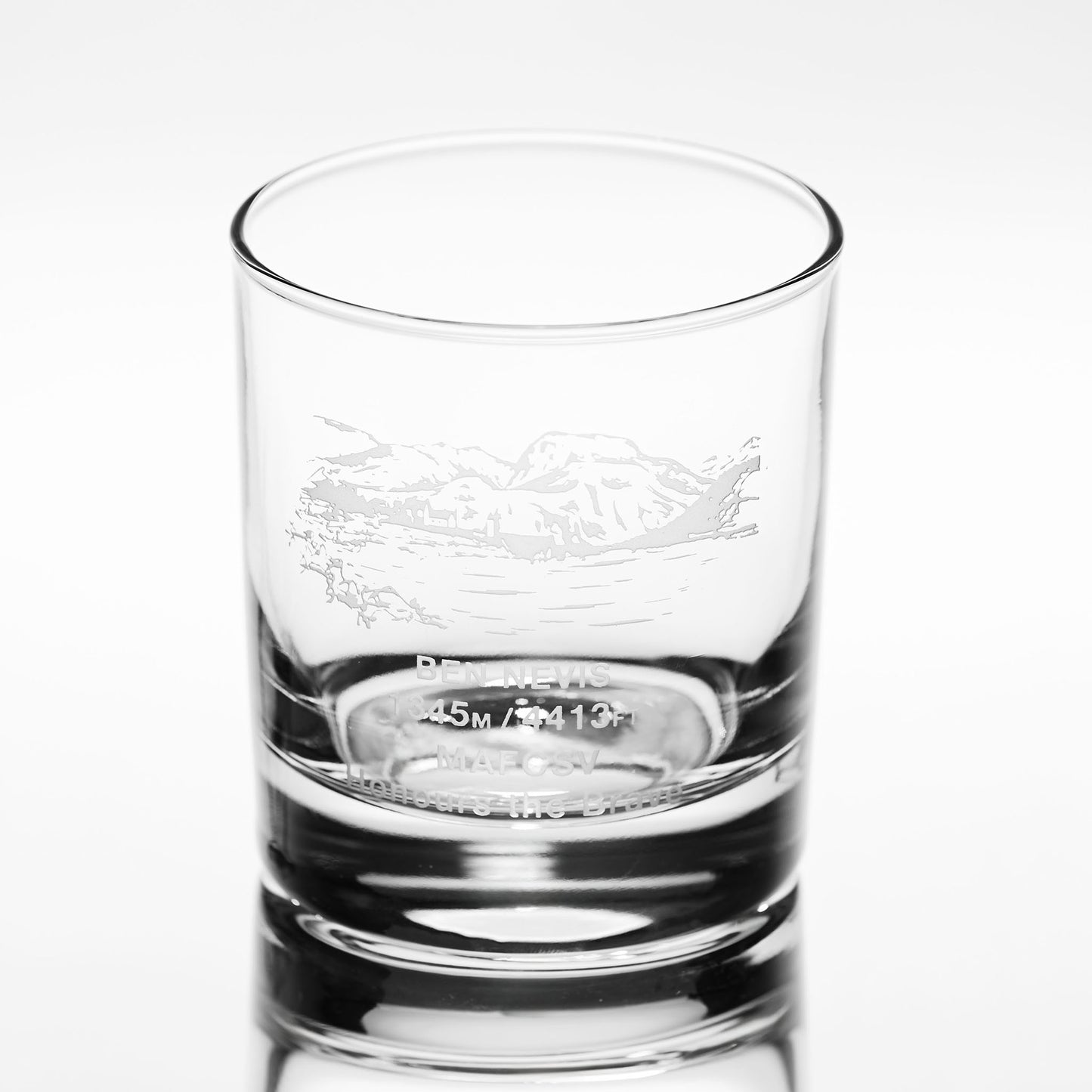 Ben Nevis engraved whisky glass - angled detail