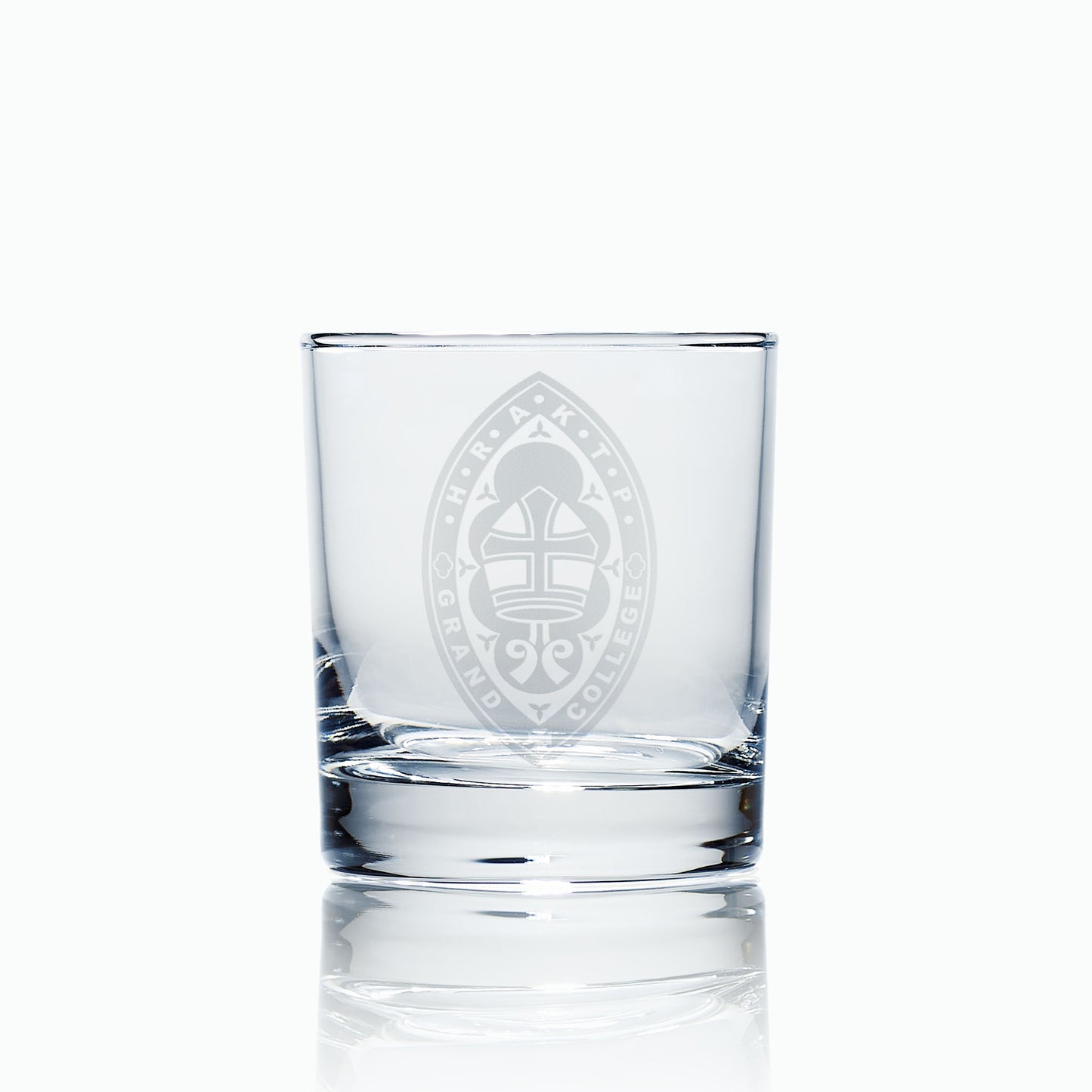 Masonic whisky tumbler with Knights Templar Priests design on white background