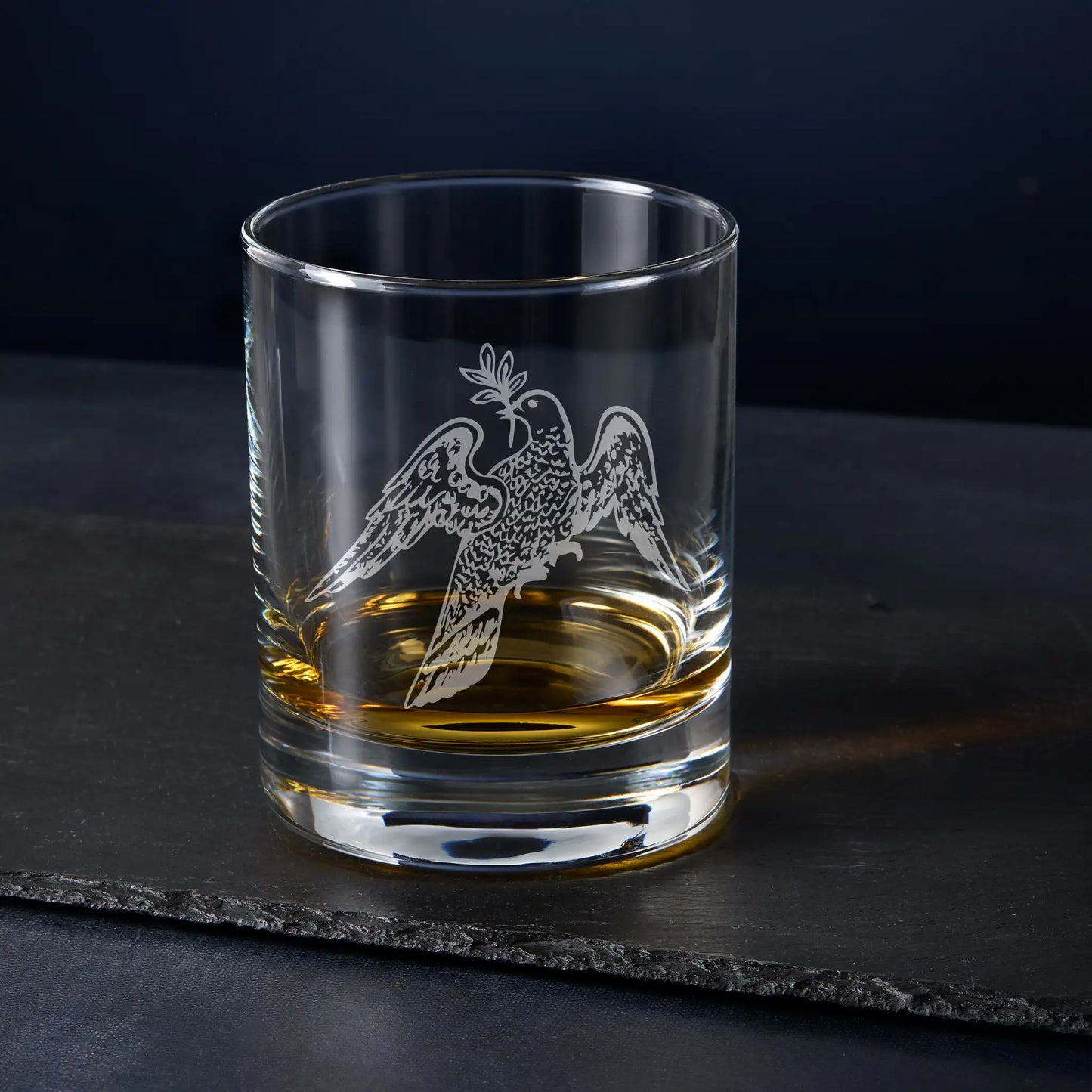 Deacon Masonic whisky glass – English Constitution – engraved and gift boxed – black background