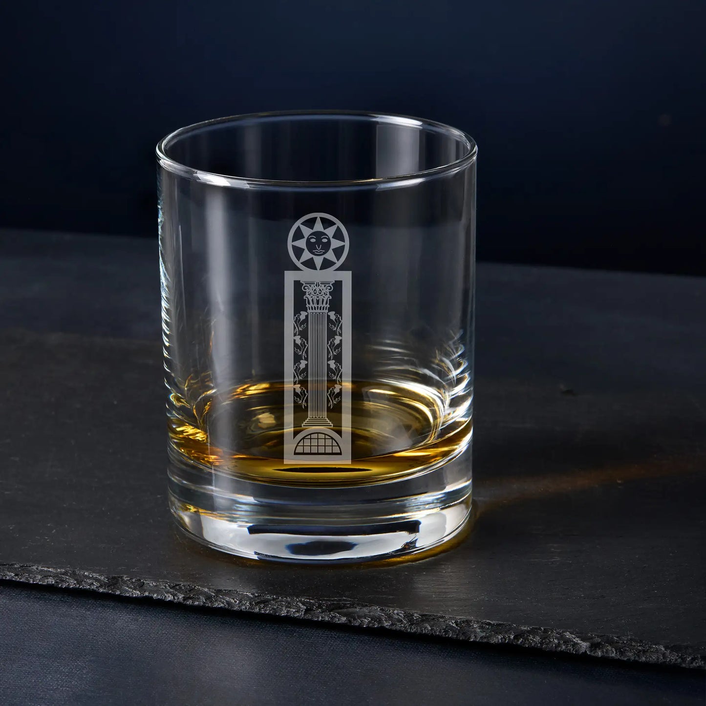 Whisky glass engraved with the Junior Warden craft officer collar jewel, Scottish Constitution