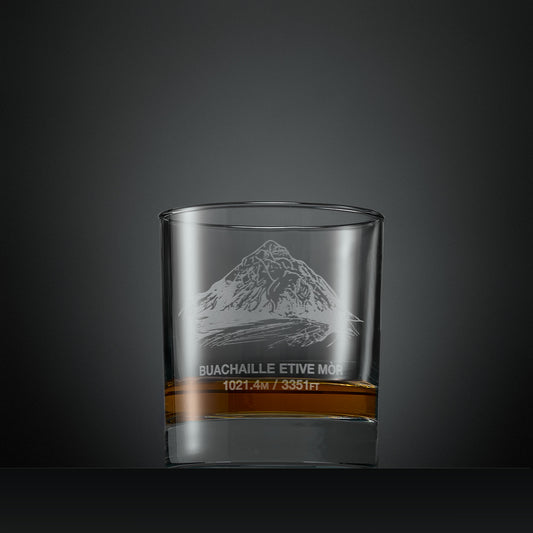 Engraved whisky glass with Stob Dearg, Buachaille Etive Mor illustration