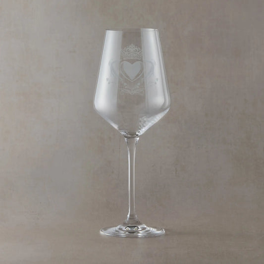 Engraved wine glass with claddagh and shamrock design