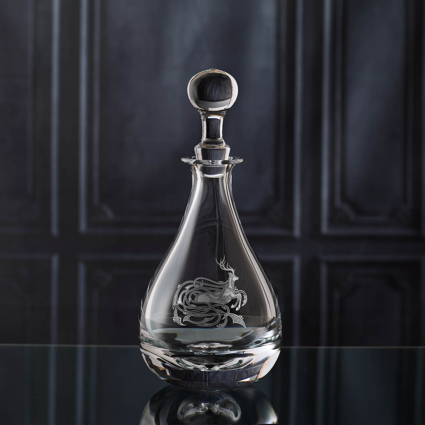 Scottish engraved wine decanter with interlaced stag motif – Entwined Echoes Collection