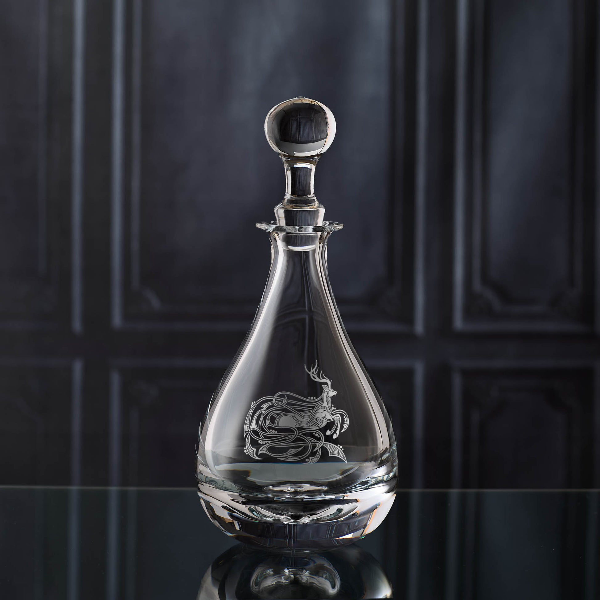 Scottish engraved wine decanter with interlaced stag motif – Entwined Echoes Collection