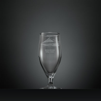 Engraved stemmed beer glass with Beinn Dorain illustration