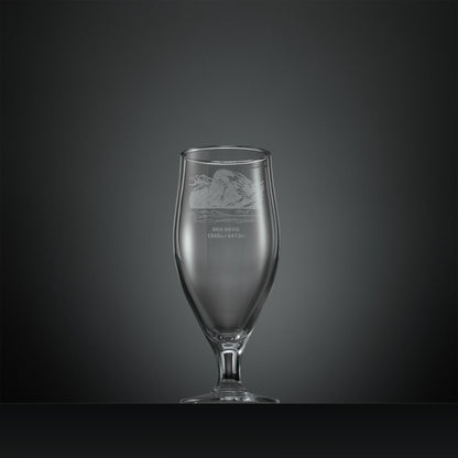 Engraved stemmed beer glass with Ben Nevis illustration