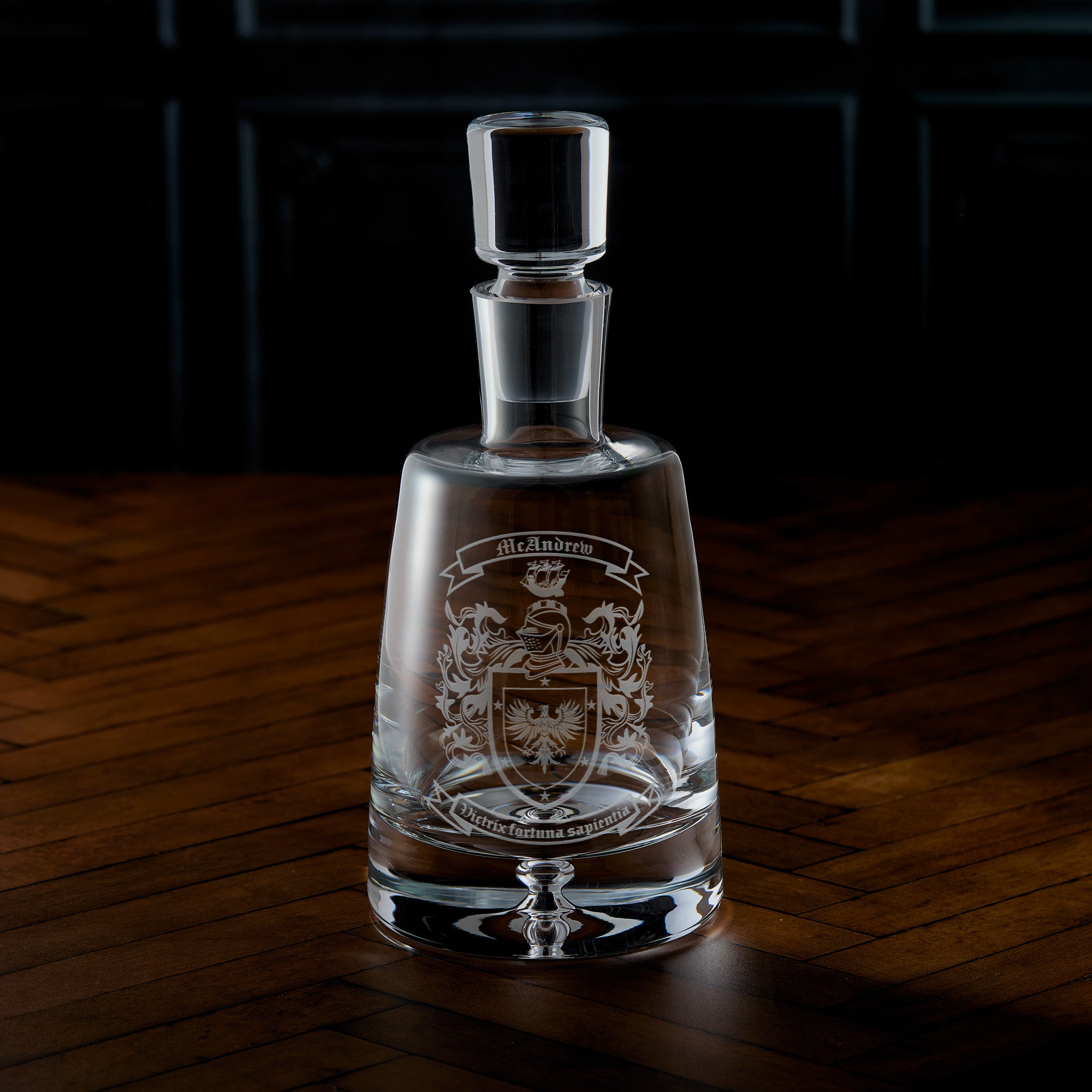 Engraved handmade decanter with coat of arms and family motto design