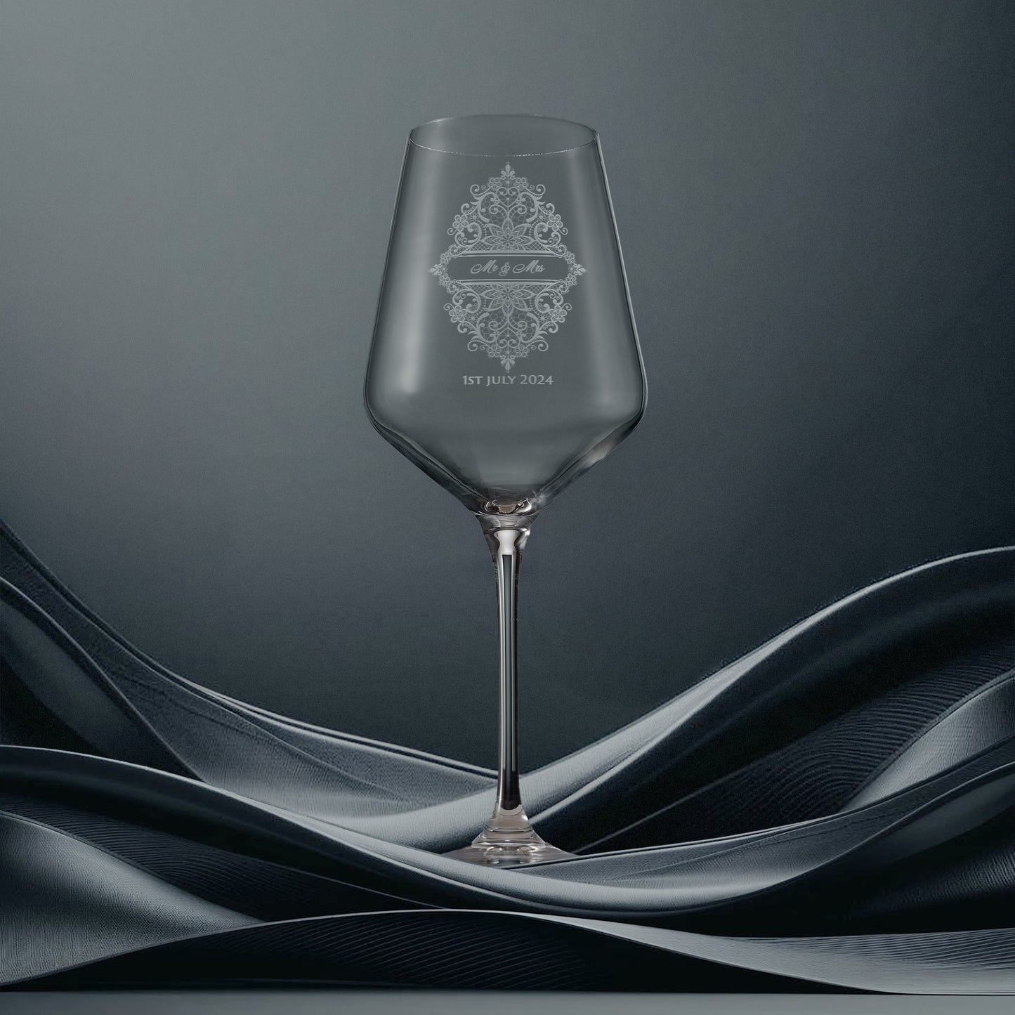Engraved crystal wine glass with wedding lace design and personalised inscription