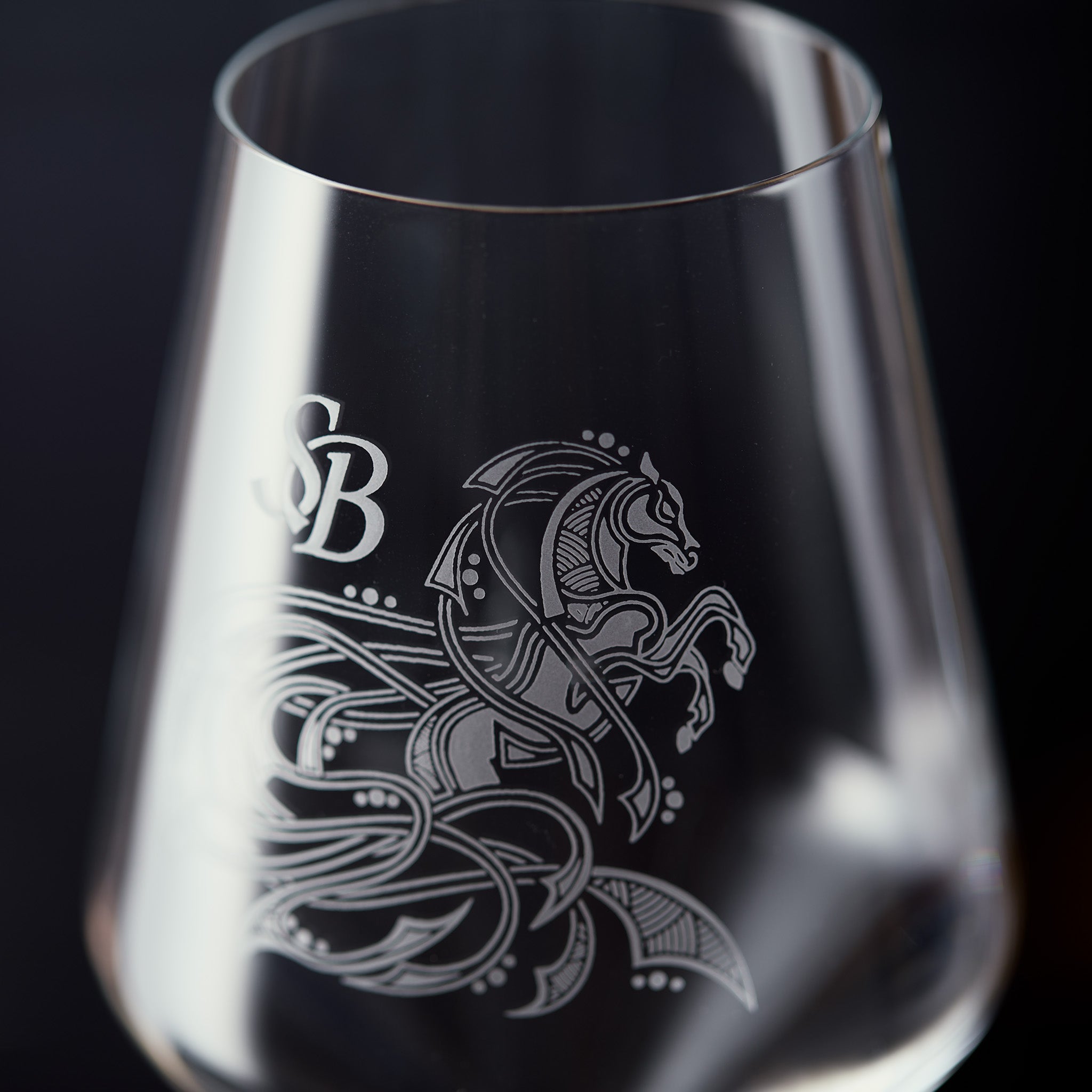 Engraved wine glass with intricate horse engraving  and personalised text