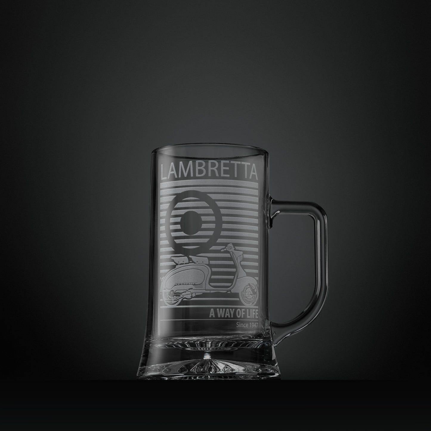 Engraved glass tankard featuring a Lambretta Li125 scooter and MOD target design