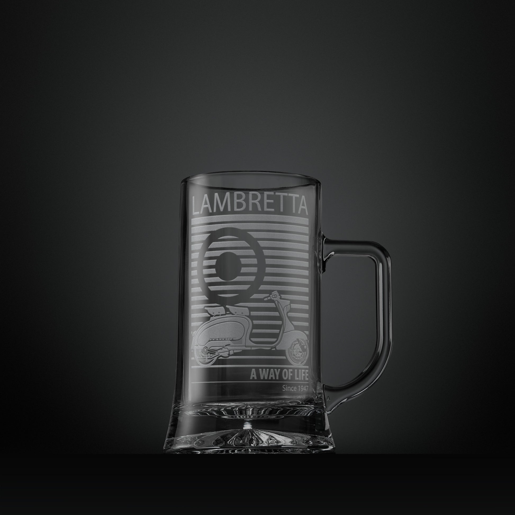 Engraved glass tankard featuring a Lambretta Li125 scooter and MOD target design