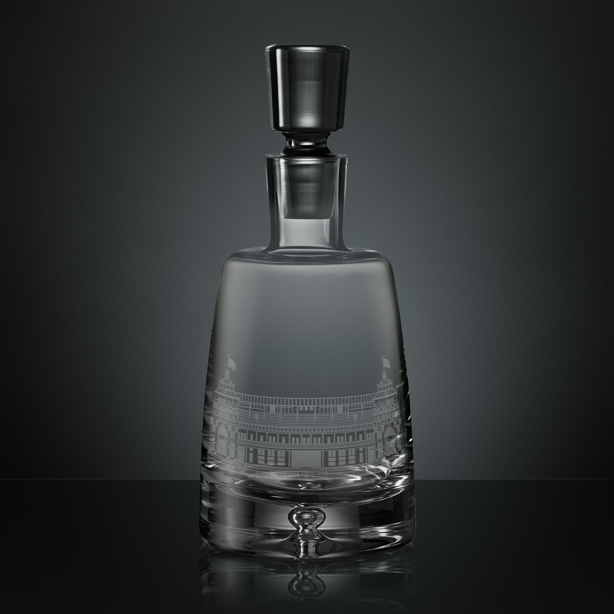 Engraved glass decanter with n illustration of the Pavilion at Lords