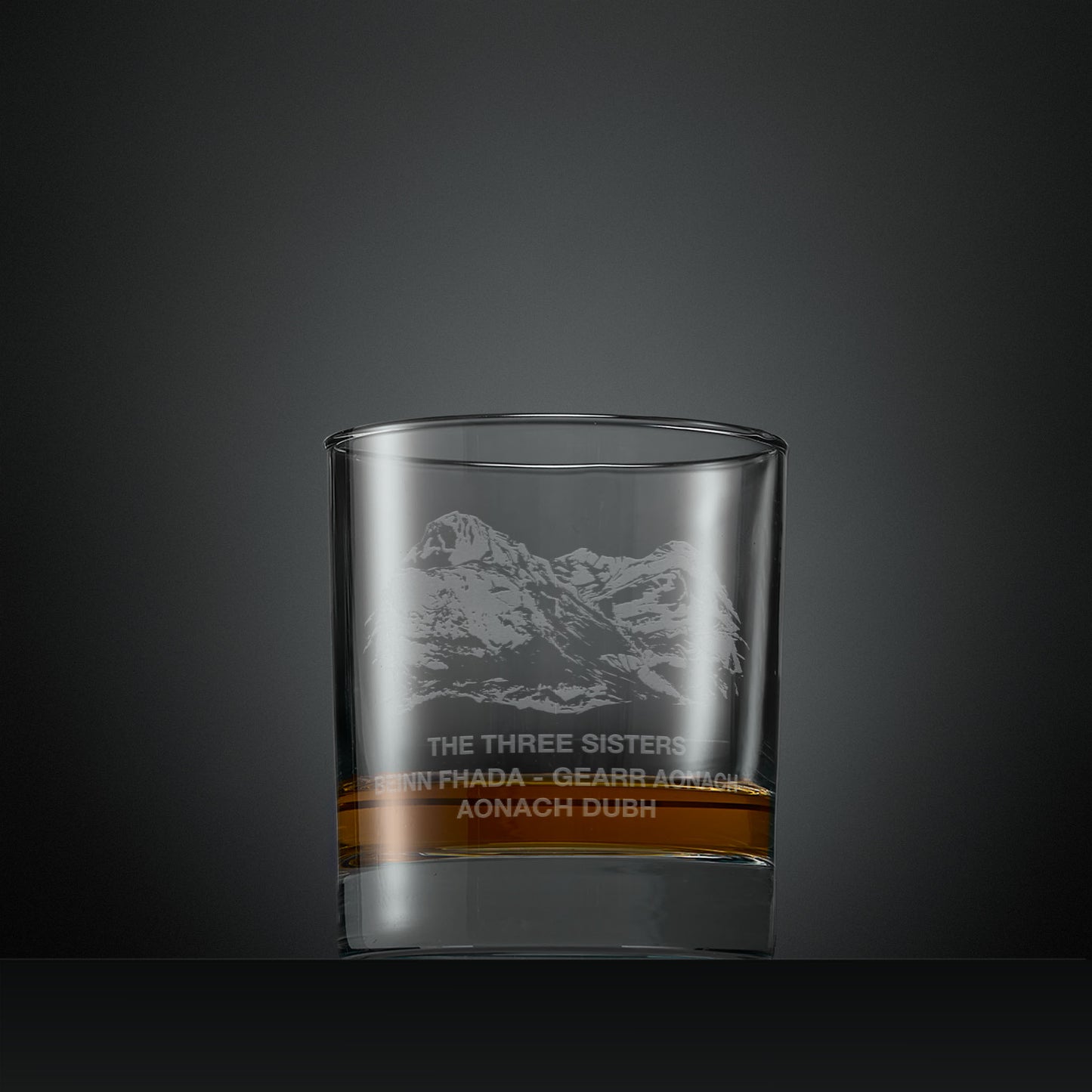 Engraved whisky glass with three sisters, Glencoe illustration