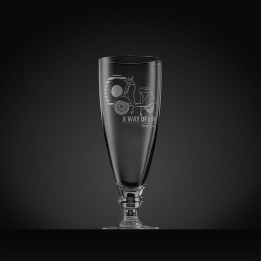 Stemmed beer glass engraved with Vespa 50 Special scooter