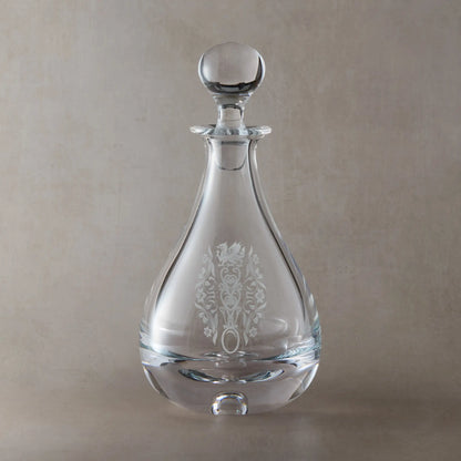 Welsh lovespoon engraving with Celtic hearts, crossed keys and Welsh daffodils on an Atelier Edition wine decanter