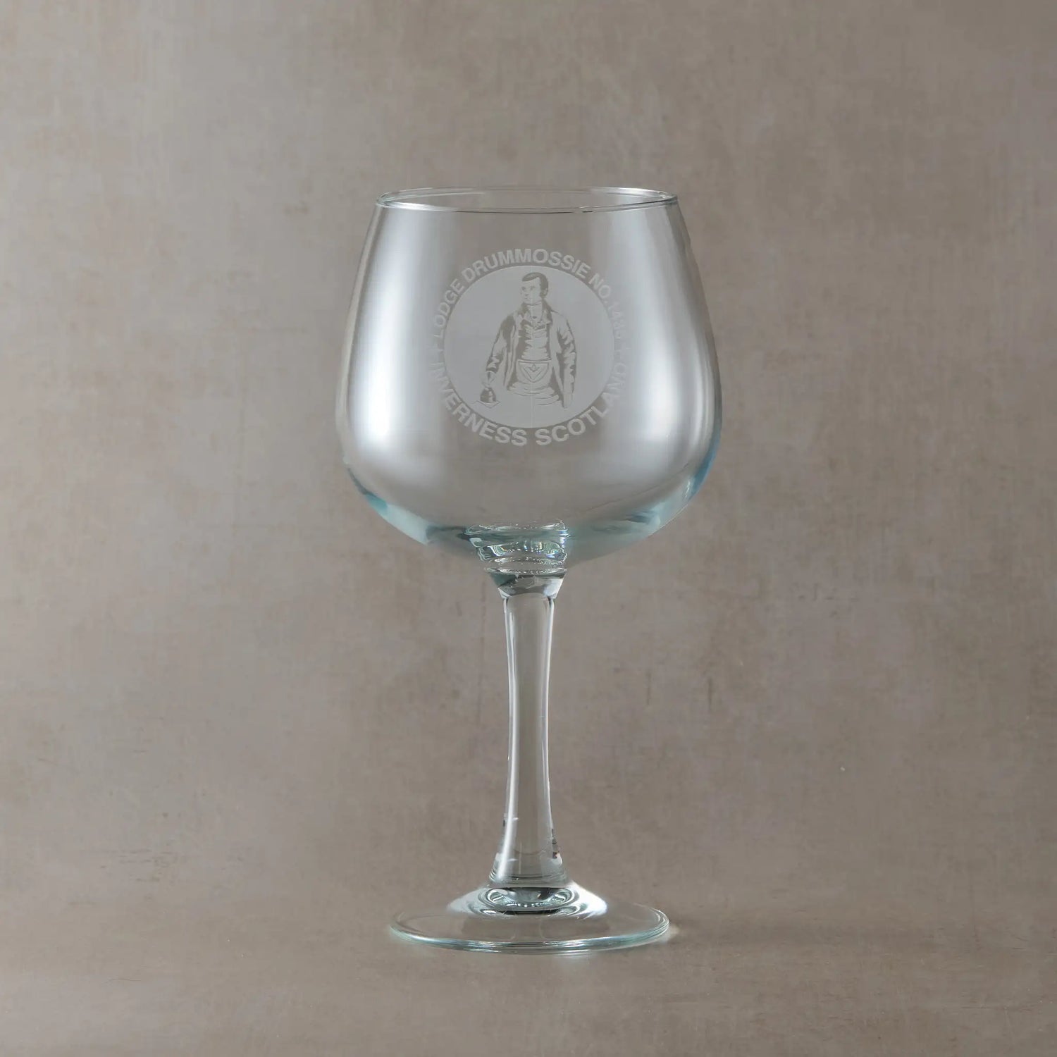 Copa de Balon gin glass engraved with a masonic lodge crest and personalised test