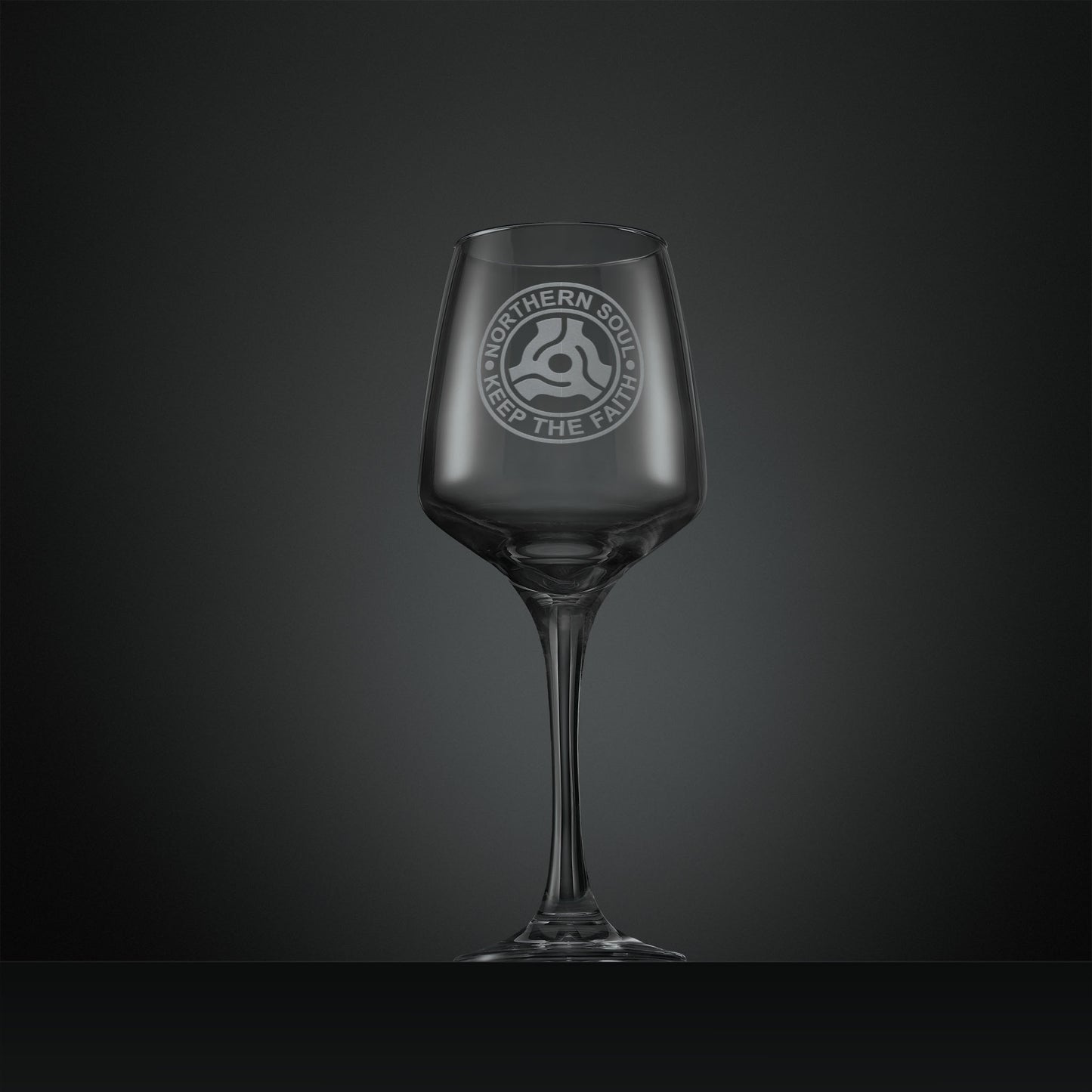 Engraved wine glass featuring the Northern Soul 45 record adapter