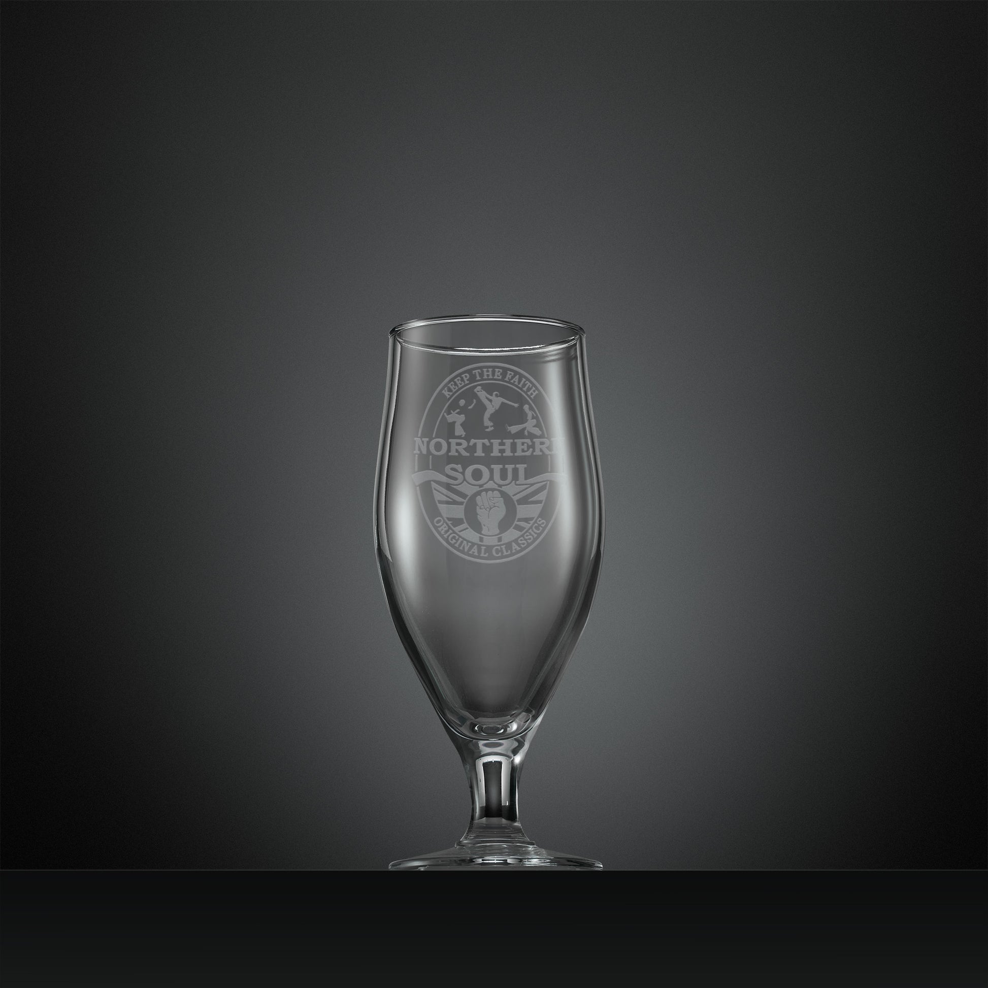 Engraved stemmed beer glass with Northern Soul dancers and clenched fist design