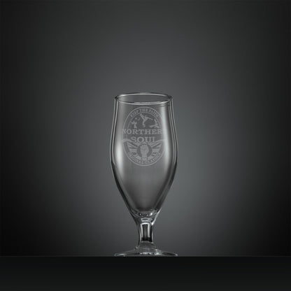 Engraved stemmed beer glass with Northern Soul dancers and clenched fist design