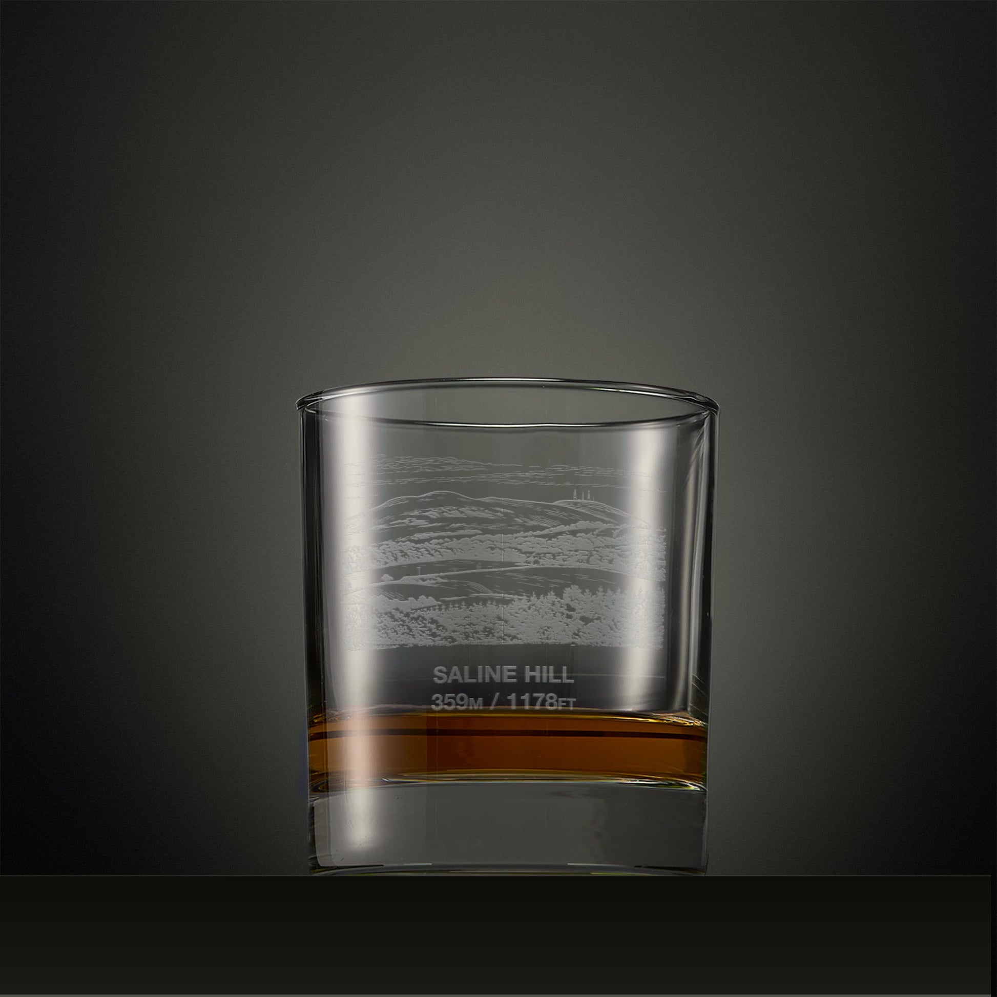 Engraved whisky glass with Saline Hill  illustration