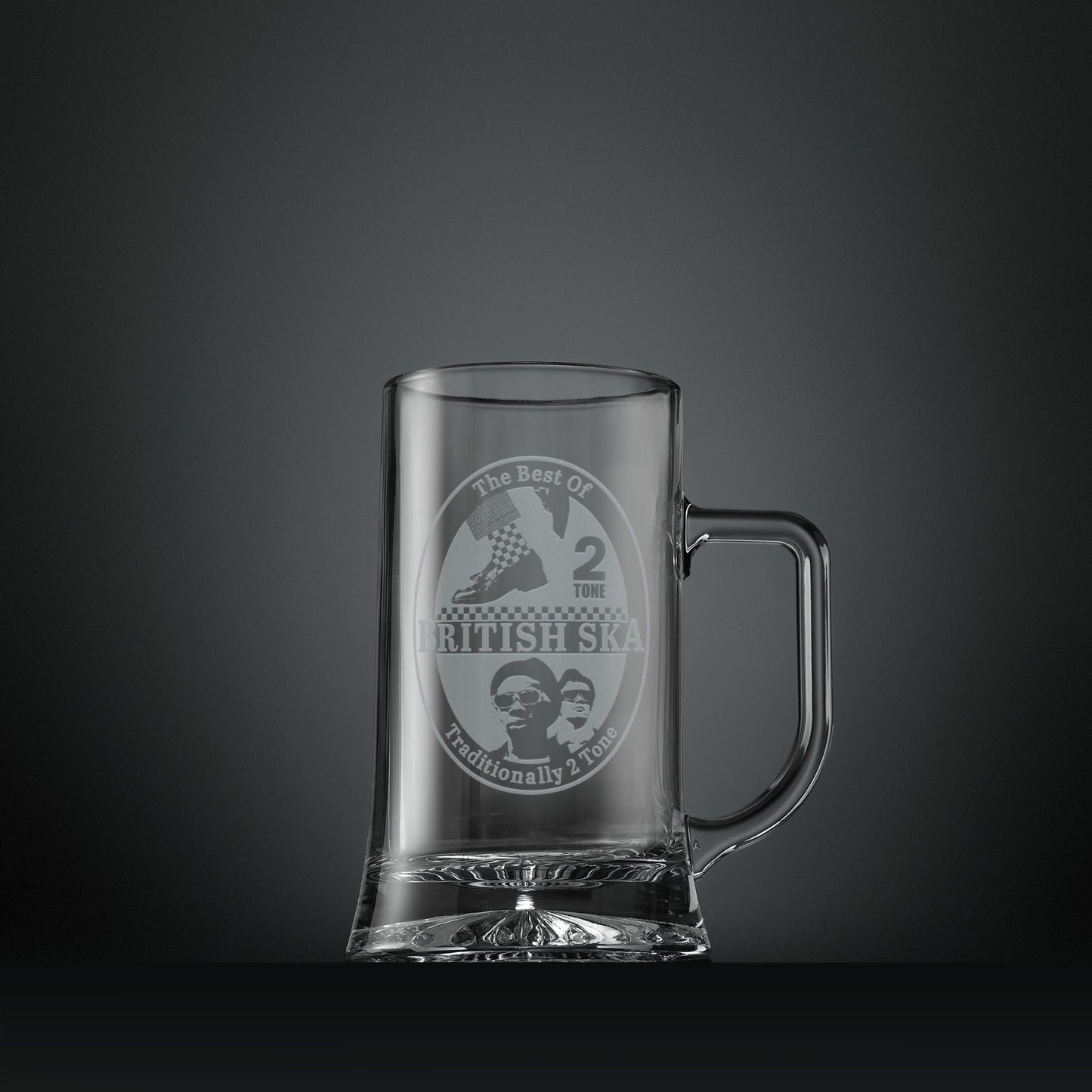 Engraved tankard with ska 2 tone dancing shoes and checkerboard socks design