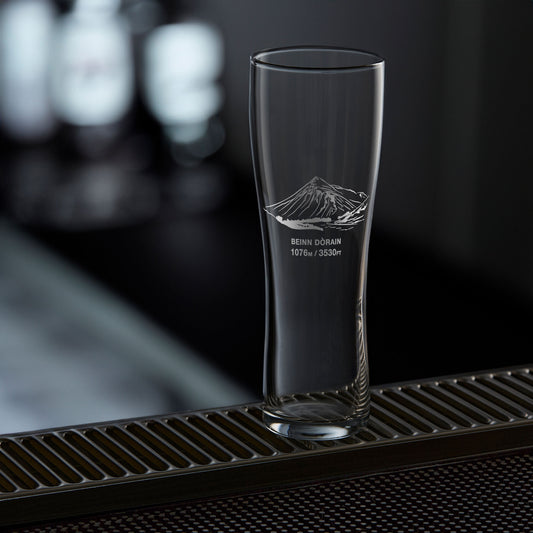 mountain pint glass engraved with the Scottish Mountain Beinn Dorain