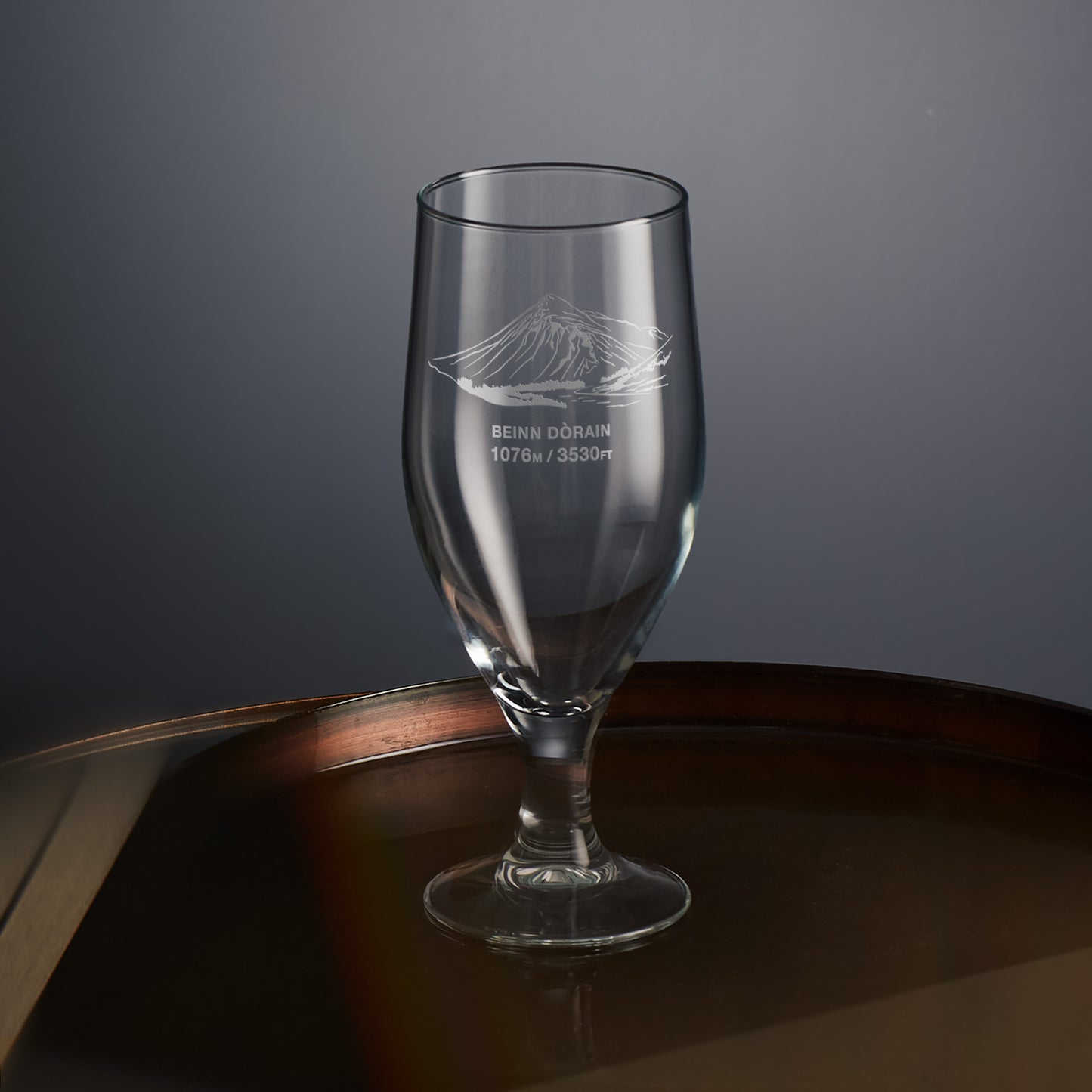 engraved beer glass etched with mountain Beinn Dorain, scottish monro