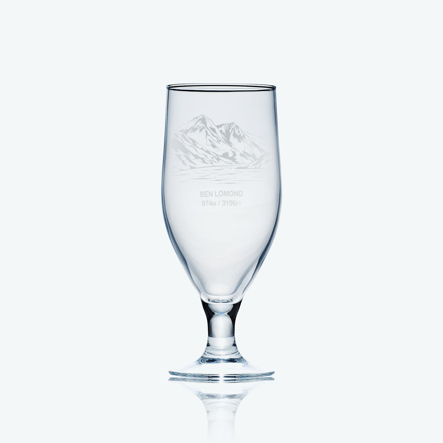 Stemmed beer glass engraved with the scottish mountan Ben Lomond