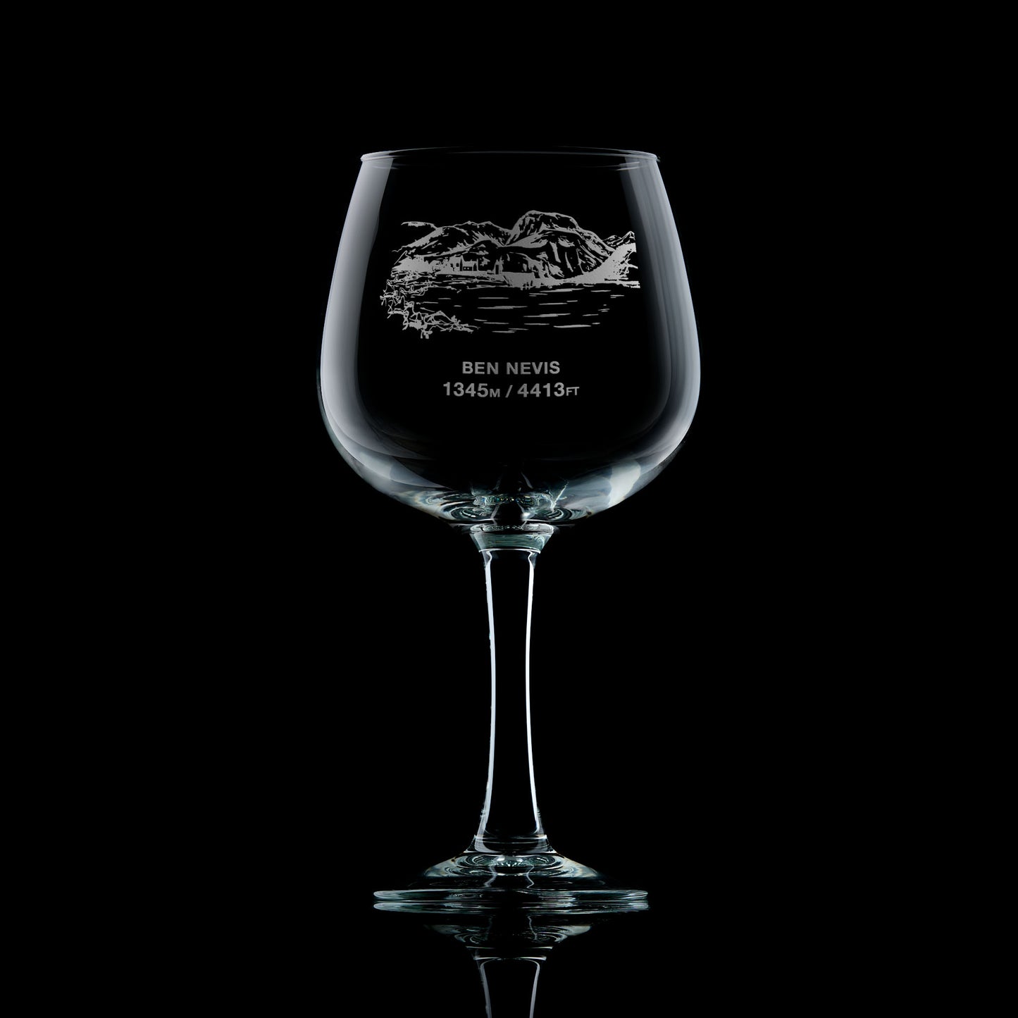 balloon gin glass engraved with mountain Ben nevis