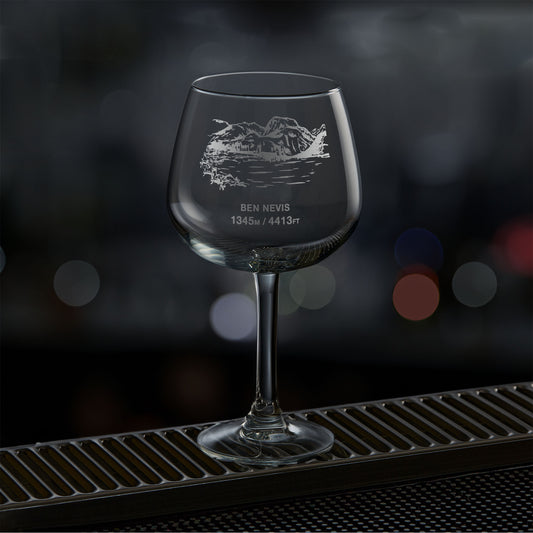 Scottish Munro, Ben Nevis engraved into a baloon shaped gin glass