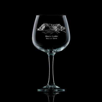 balloon gin glass engraved with black cuillin isle of skye