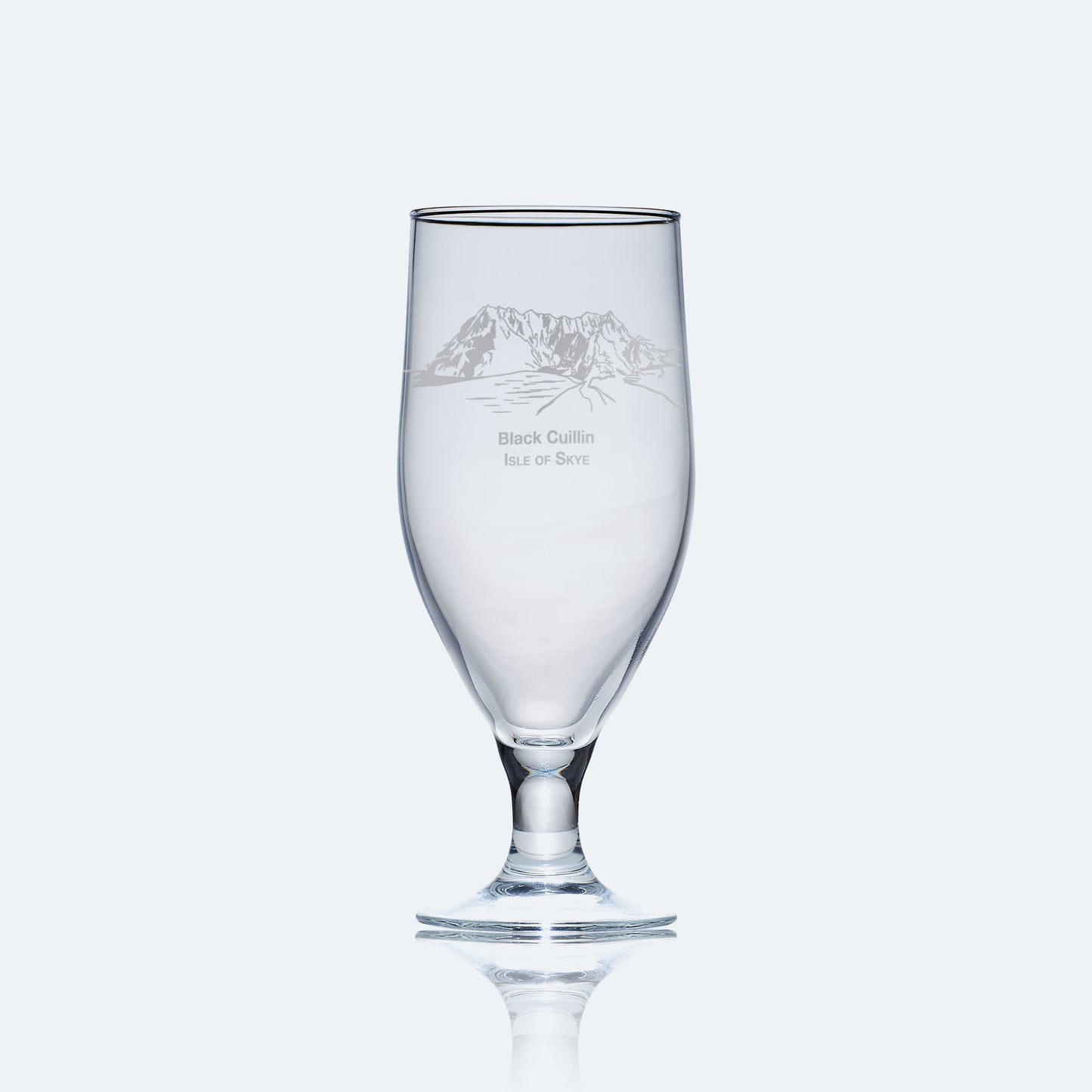 chalice style beer glass engraved with black cuillin isle of skye