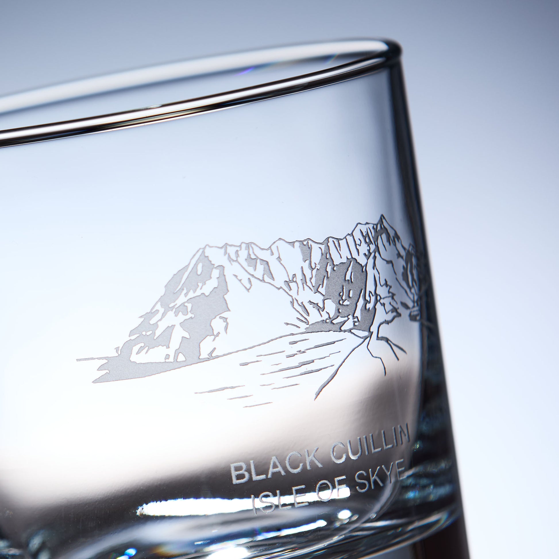 whisky glass engraved with black cuillin ridge on the isle of skye