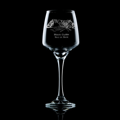 stemmed wine glass engraved with black cuillin isle of skye