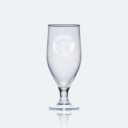 chalice beer glass engraved with a portrait of a border collie dog