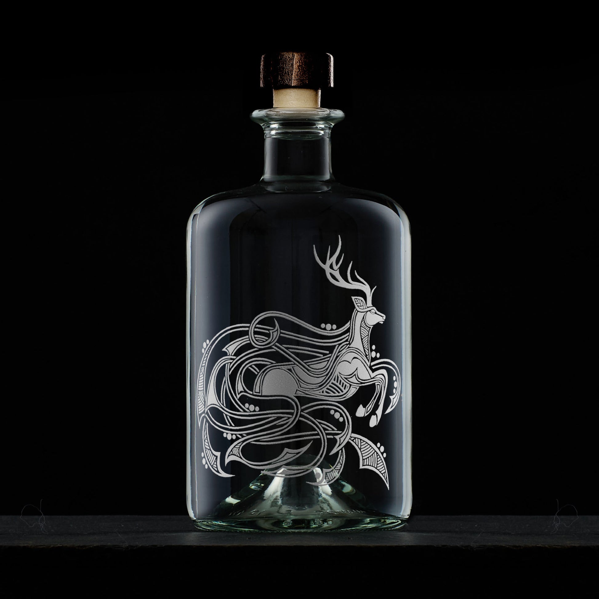 celtic whisky decanter engraved with a knotwork stag