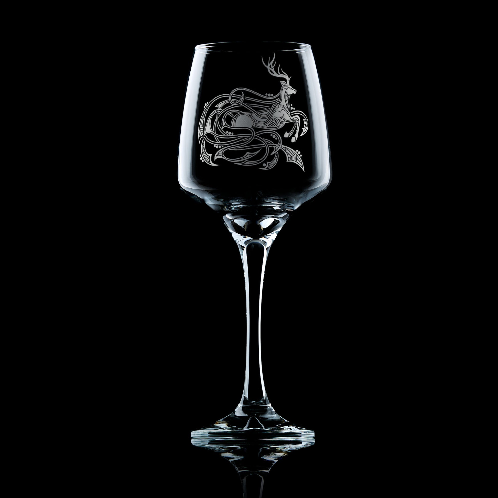 celtic viking wine glass engraved with valhalla stag