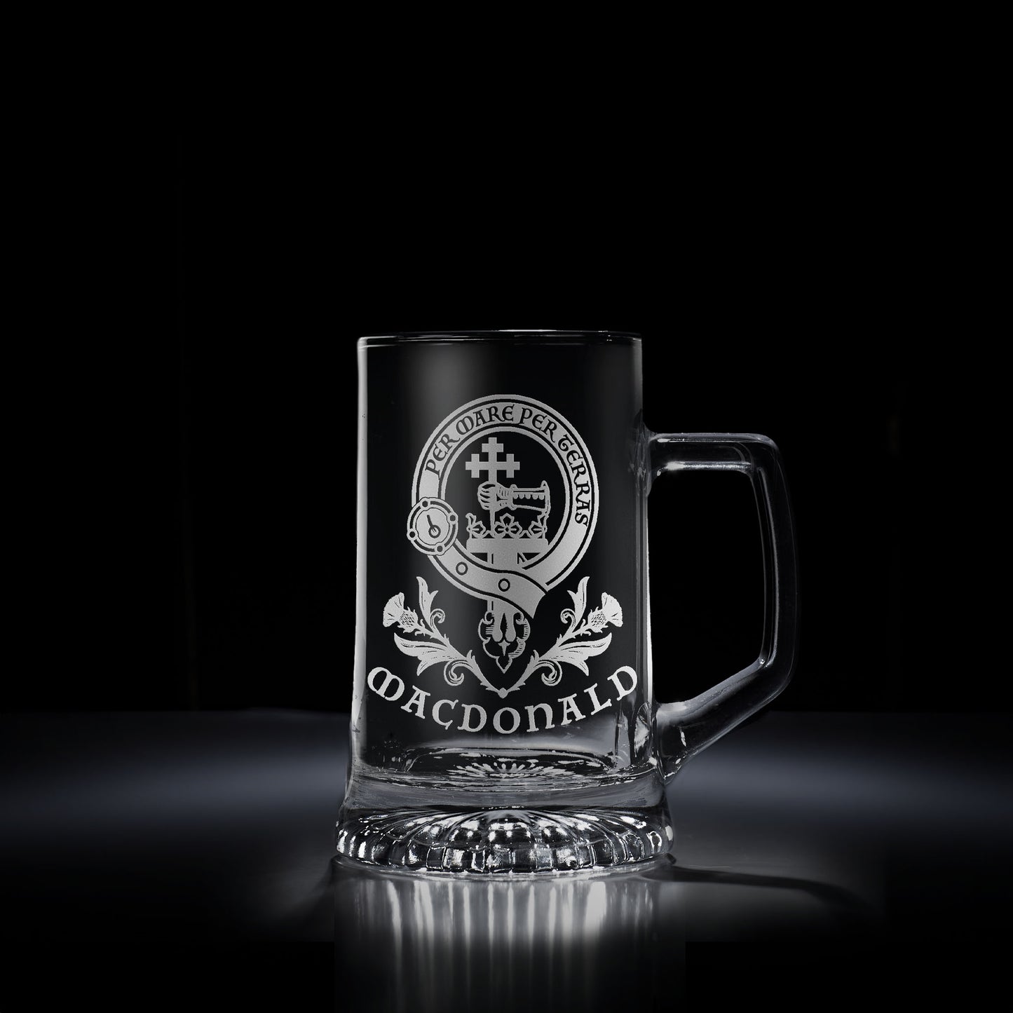 Glass tankard engraved with a Scottish clan crest design - Clan macdonald