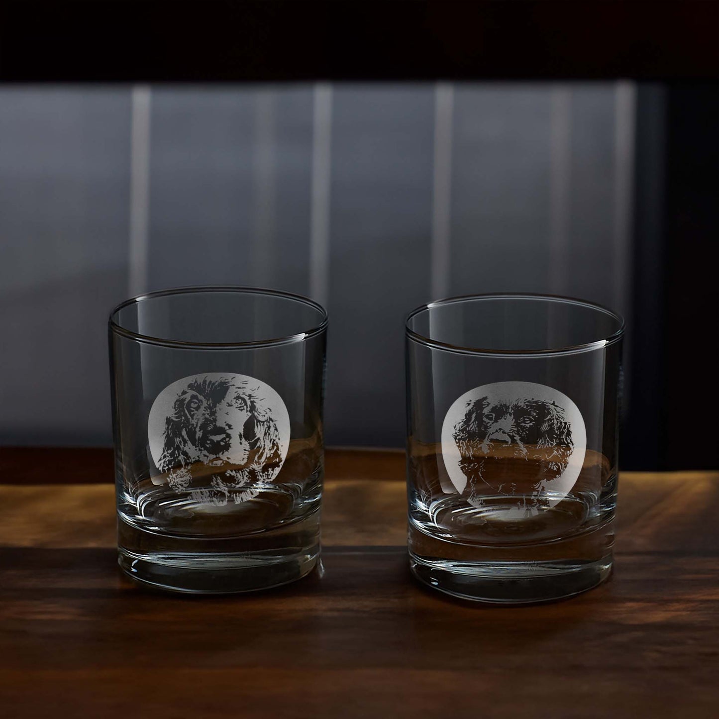 2 engraved whisky glasses featuring cocker spaniels