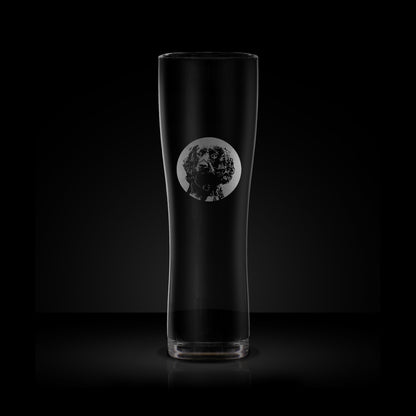 etched craft beer pint glass engraved with a portrait of a cocker spaniel dog