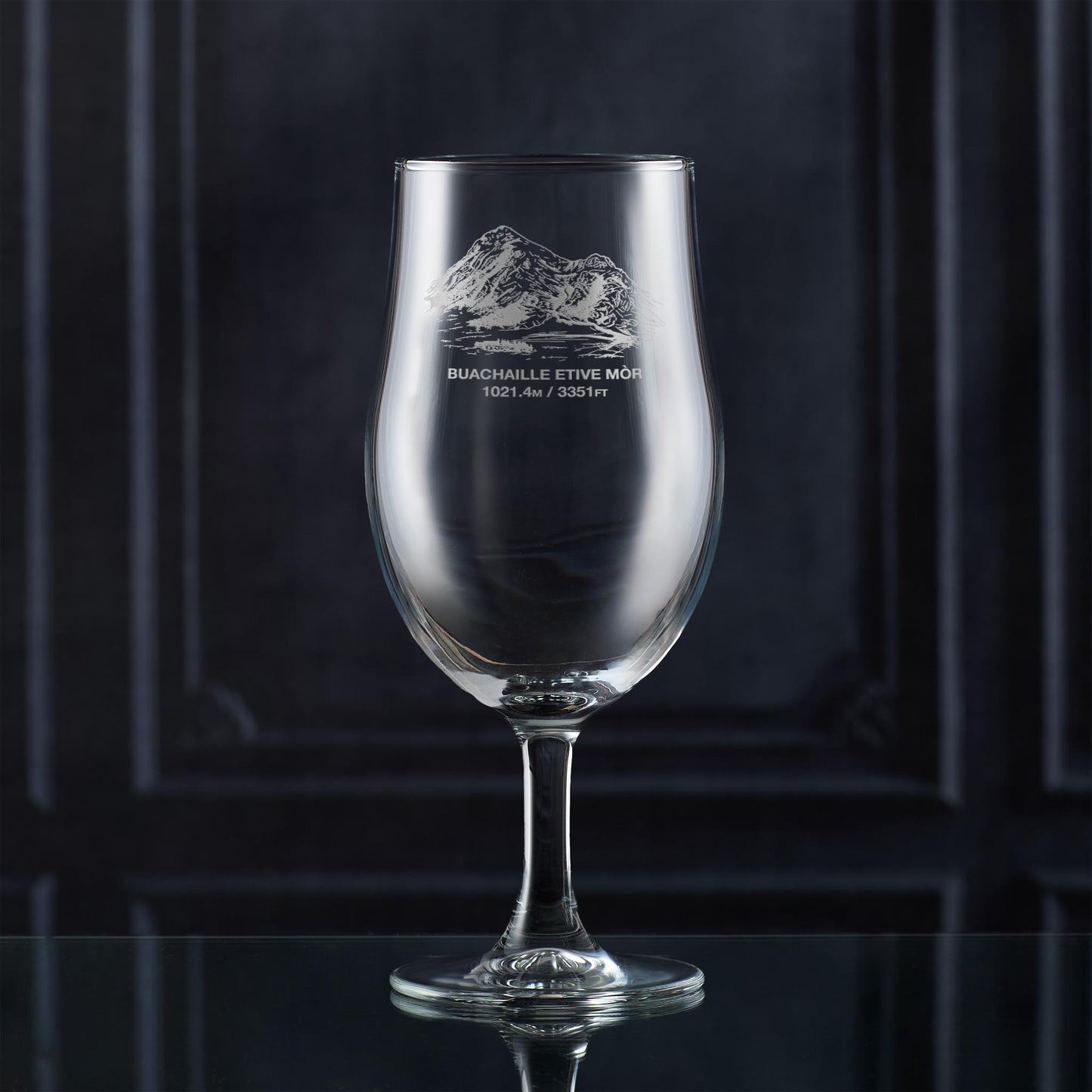 620ml stemmed beer glass engraved with a view of Buachaille Etive Mor, Coire na Tulaich from the A82