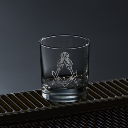 masonic whisky glass engraved with a Scottish constitution craft officers depute master collar jewel