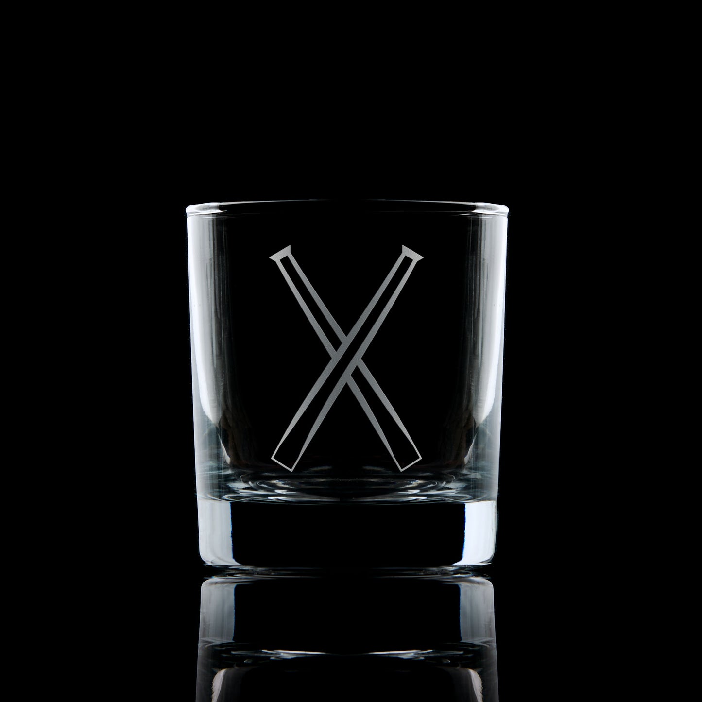 masonic whisky glass engraved with freemansory Mentor symbol