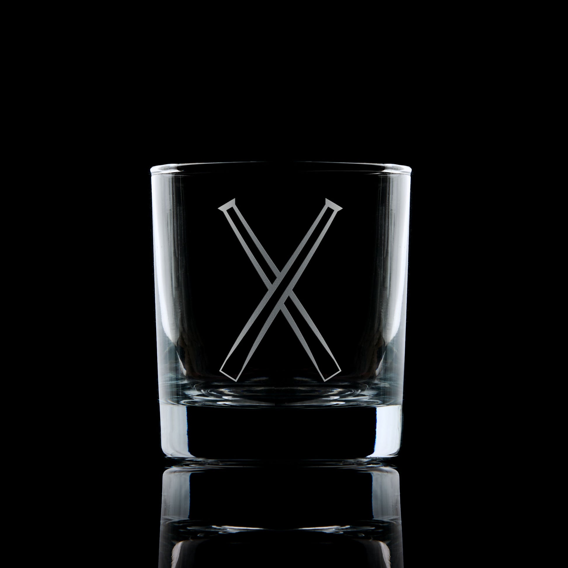 masonic whisky glass engraved with freemansory Mentor symbol