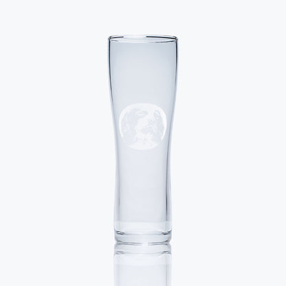 etched craft beer pint glass engraved with a portrait of a springer spaniel dog