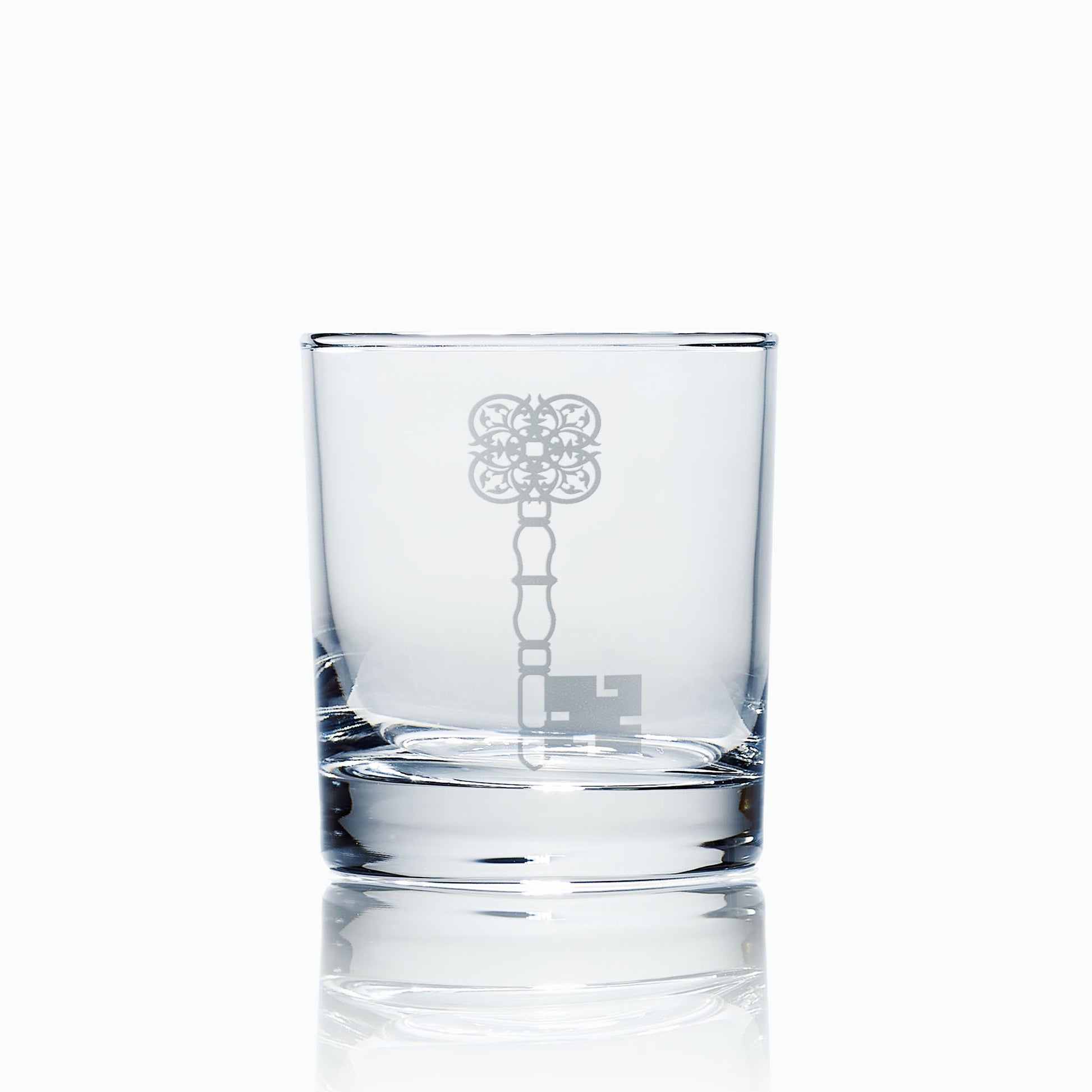 masonic whisky glass engraved with a english freemansory craft officers treasurer's collar jewel