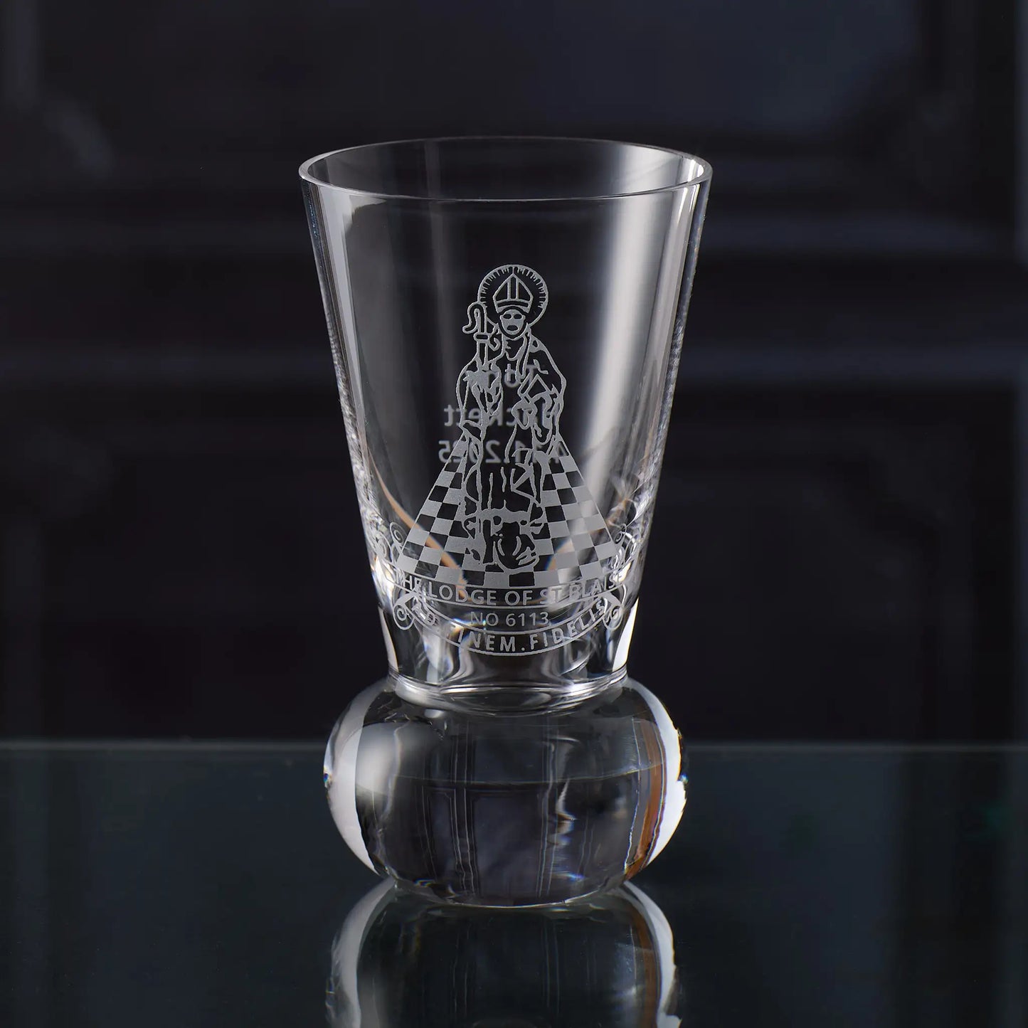 Traditional masonic firing glass engraved with freemanonry design and custom text