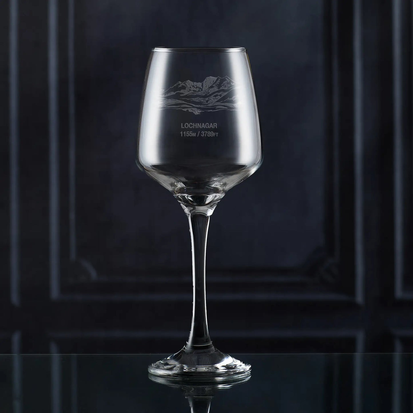 Lochnagar engraved wine glass featuring an illustration of Miekle Pap